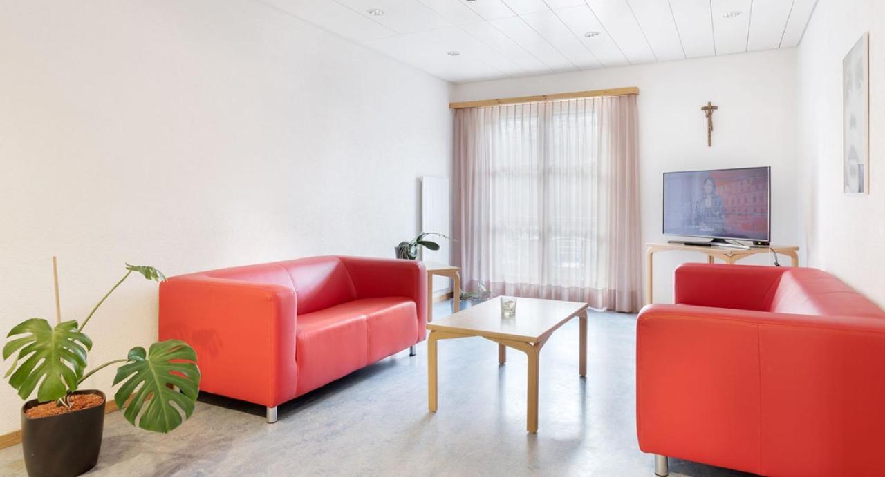Hotel & Bildungshaus St. Jodern Visp Kültér fotó