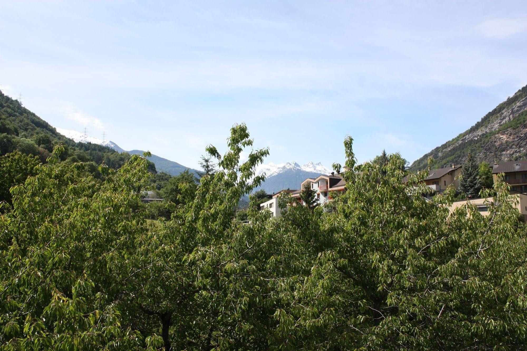 Hotel & Bildungshaus St. Jodern Visp Kültér fotó